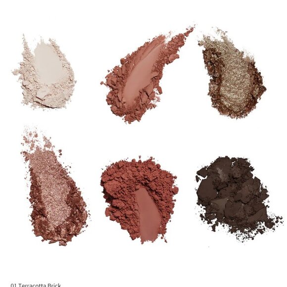 Flower Knows Butterfly Cloud Collar Embossed Six-Color Makeup Palette 01 New - Picture 4 of 4